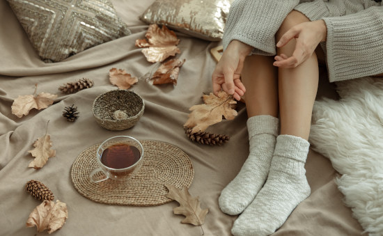 Chaussettes en matières naturelles et soins des pieds